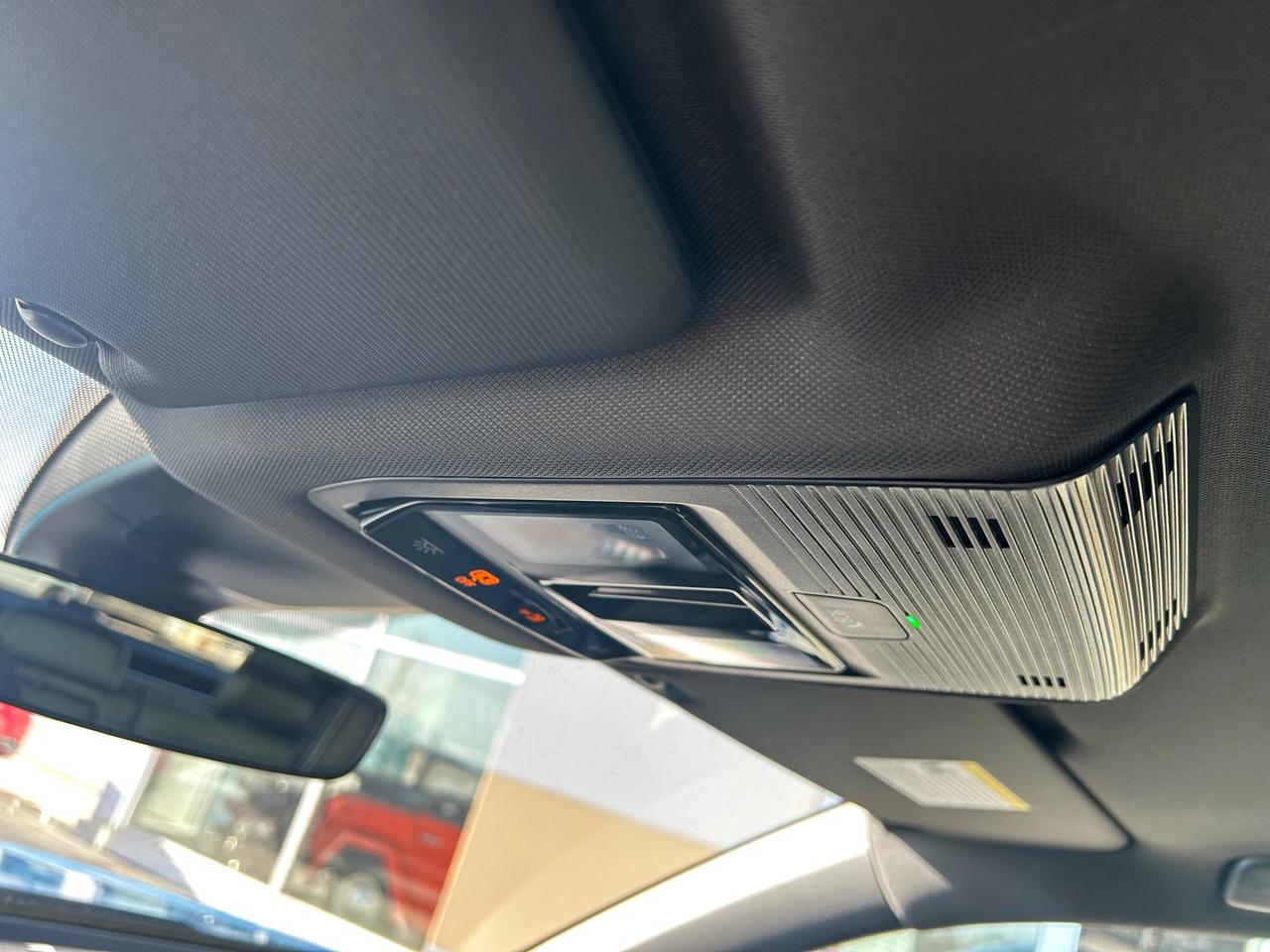 2024 Volkswagen Atlas Cross Sport 2.0 TSI Highline 4dr All-Wheel Drive 4MOTION Photo