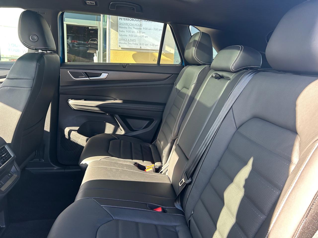 2024 Volkswagen Atlas Cross Sport 2.0 TSI Highline 4dr All-Wheel Drive 4MOTION Photo