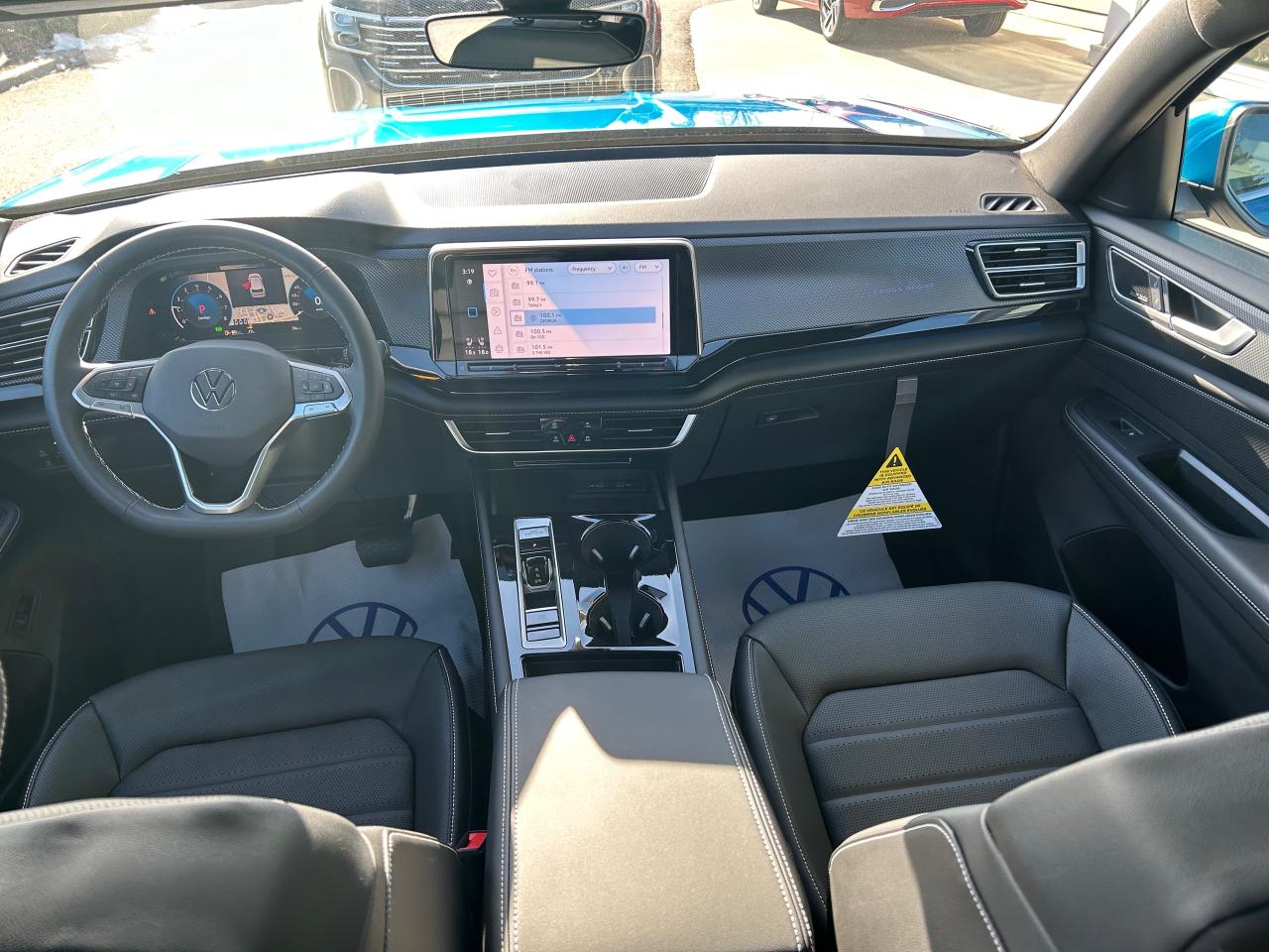 2024 Volkswagen Atlas Cross Sport 2.0 TSI Highline 4dr All-Wheel Drive 4MOTION Photo