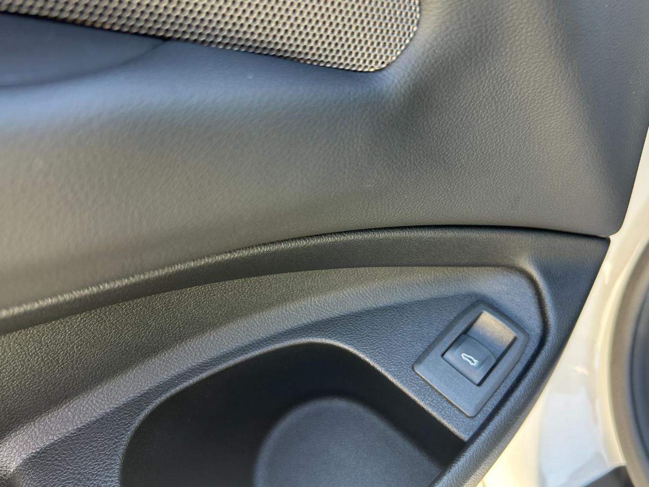 2025 BMW 430 i xDrive 2dr All-Wheel Drive Coupe Photo3