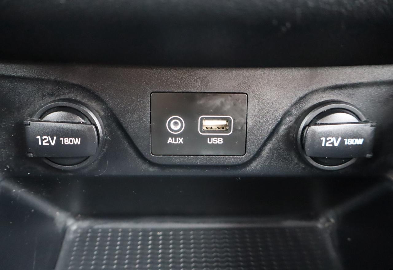 2021 Hyundai Tucson Essential 4dr Front-Wheel Drive Photo