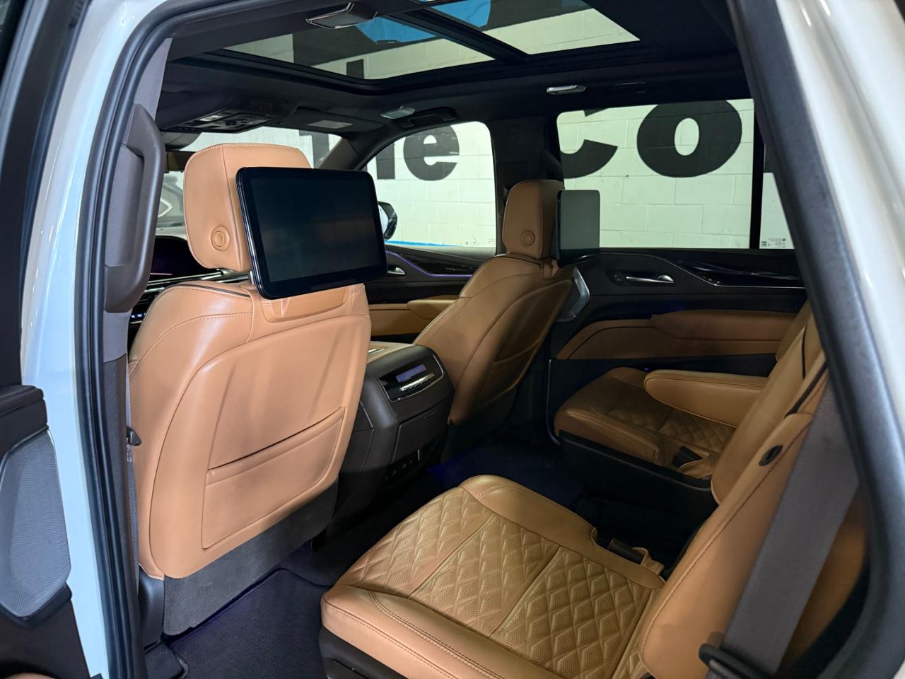 2021 Cadillac Escalade Premium Luxury 4x4 Photo