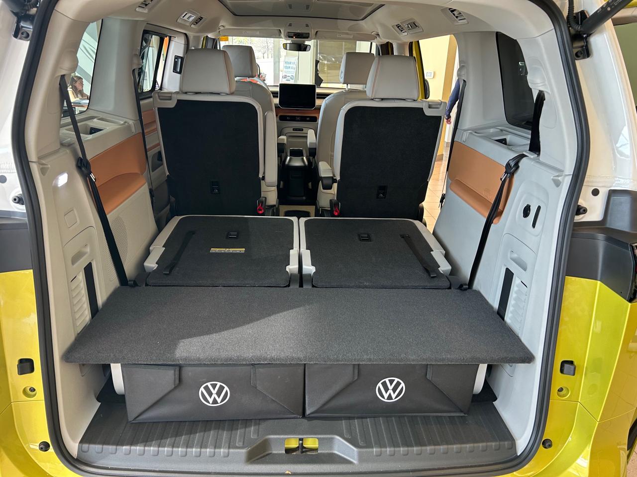 2025 Volkswagen ID. Buzz 1st Edition 4dr All-Wheel Drive 4MOTION Photo