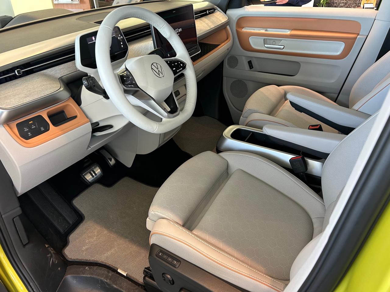 2025 Volkswagen ID. Buzz 1st Edition 4dr All-Wheel Drive 4MOTION Photo