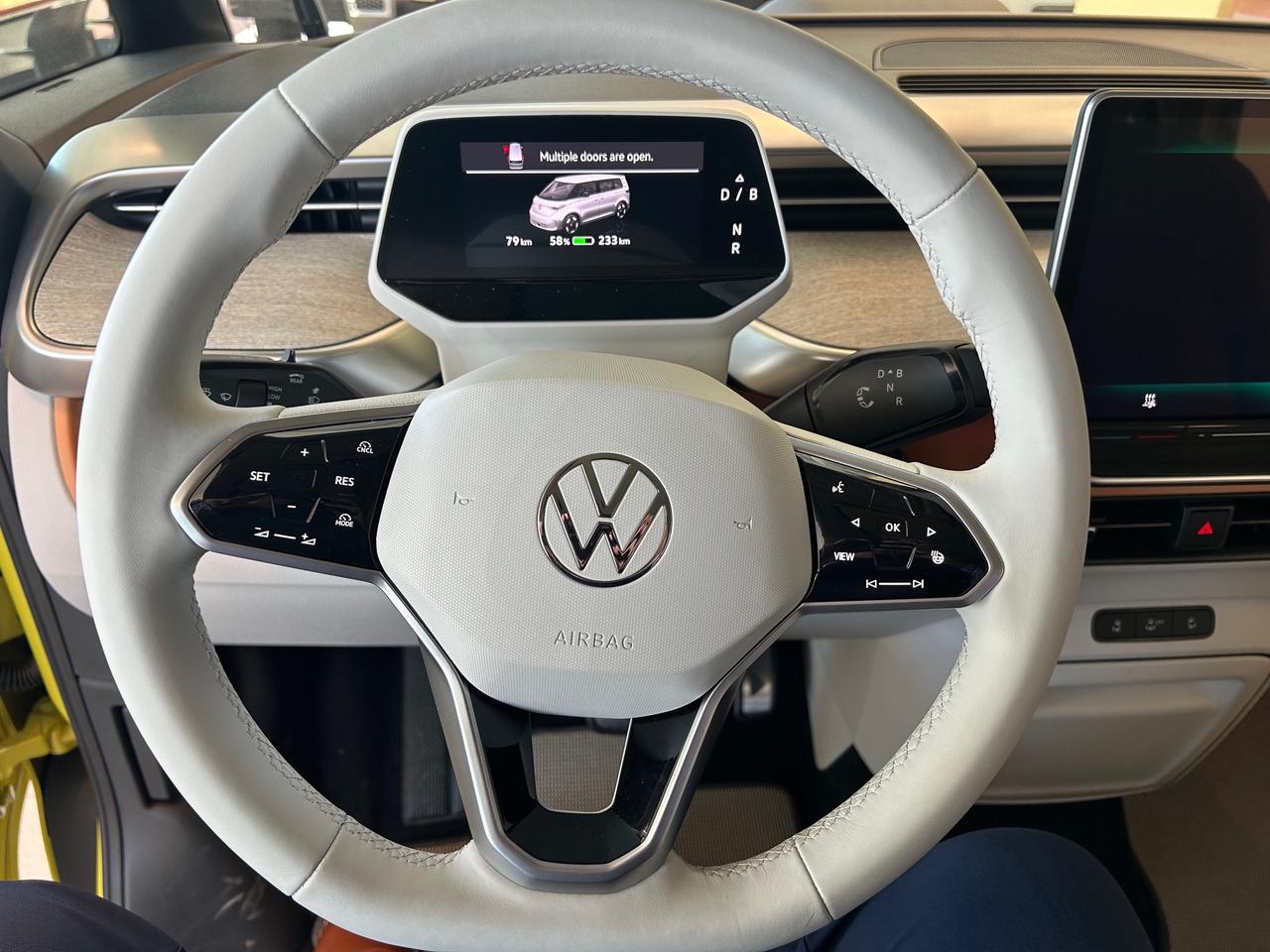 2025 Volkswagen ID. Buzz 1st Edition 4dr All-Wheel Drive 4MOTION Photo