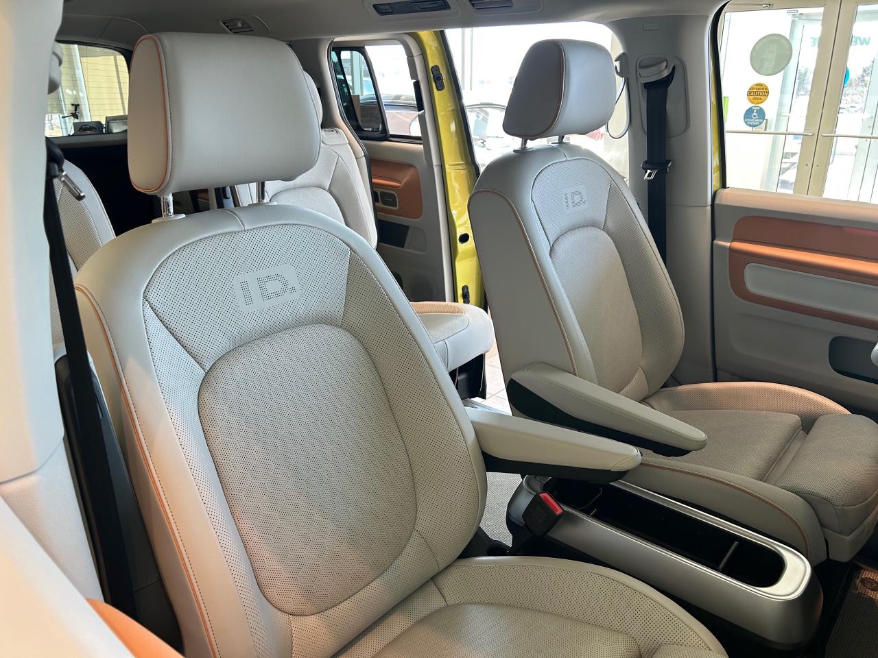 2025 Volkswagen ID. Buzz 1st Edition 4dr All-Wheel Drive 4MOTION Photo