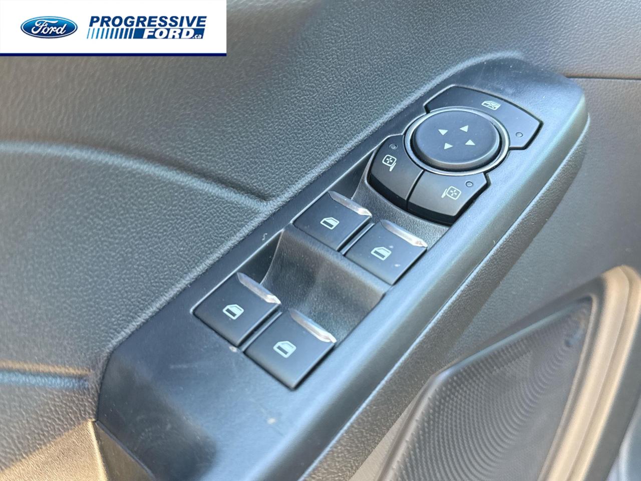 2025 Ford Escape ST-Line 4dr All-Wheel Drive Photo