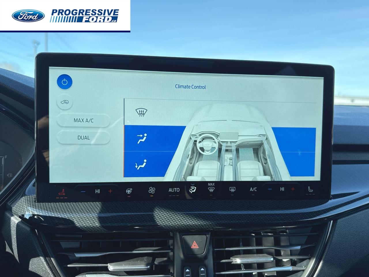 2025 Ford Escape ST-Line 4dr All-Wheel Drive Photo