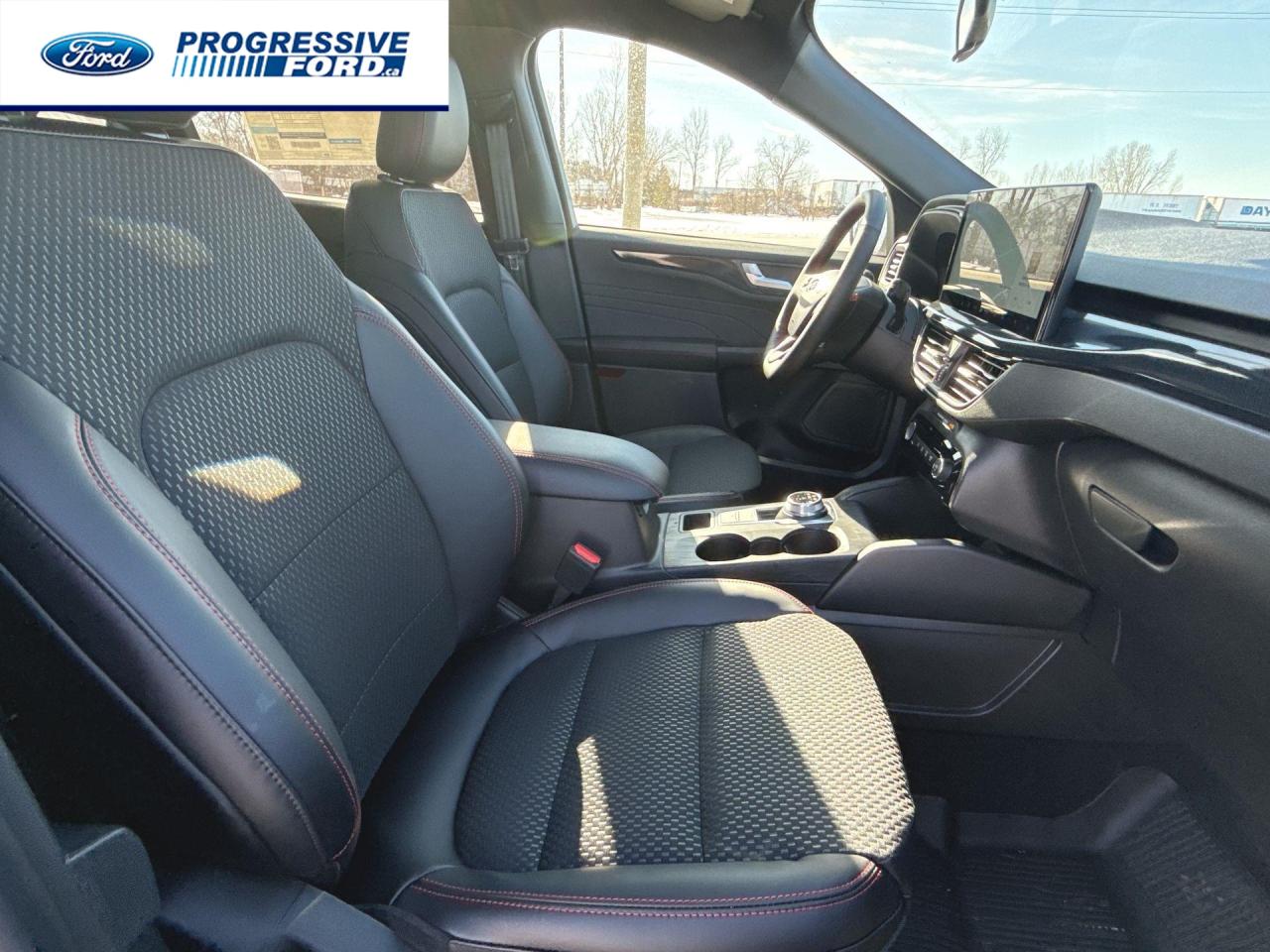 2025 Ford Escape ST-Line 4dr All-Wheel Drive Photo