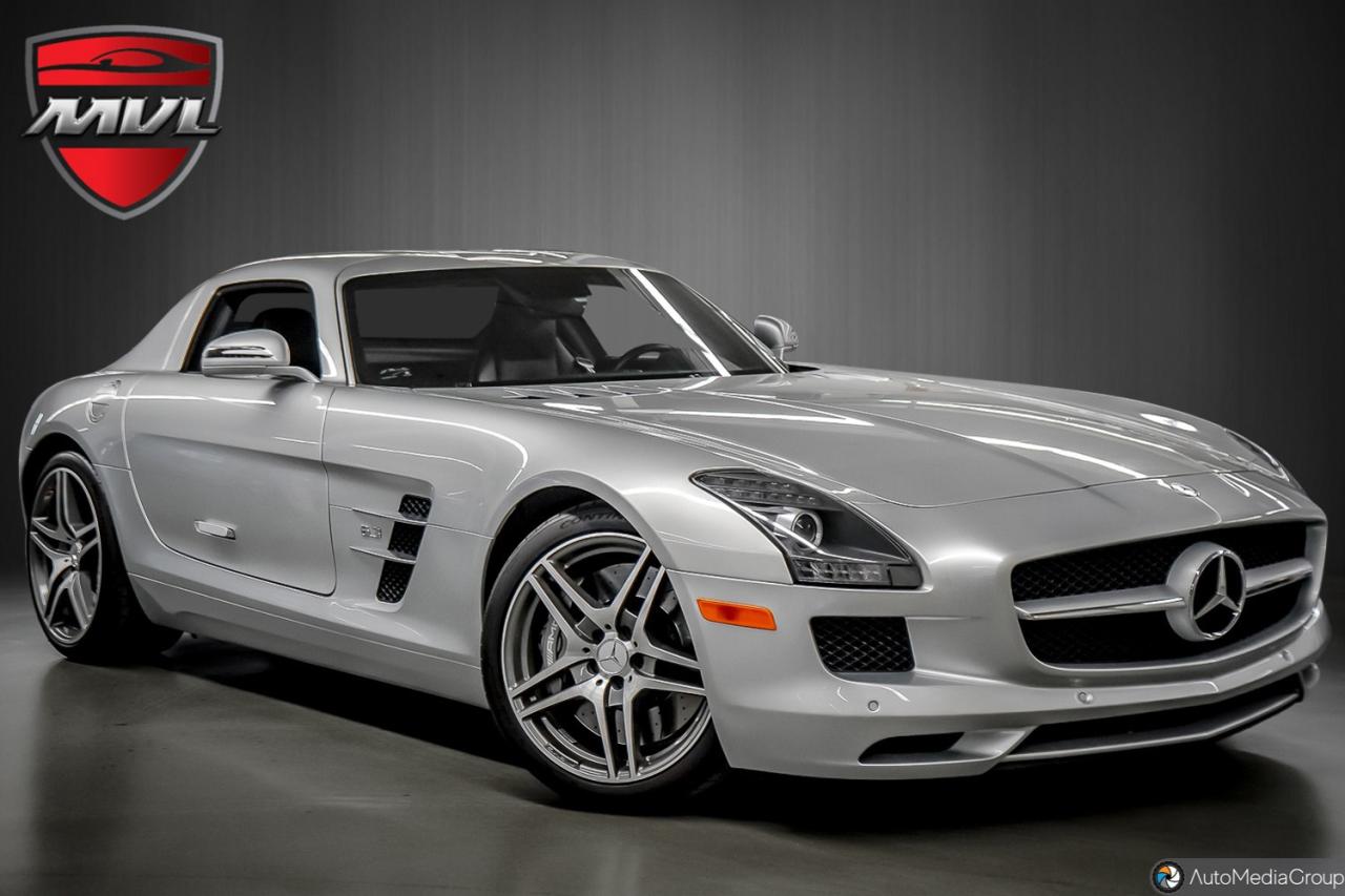 2011 Mercedes-Benz SLS AMG Base SLS AMG 2dr Coupe Photo0