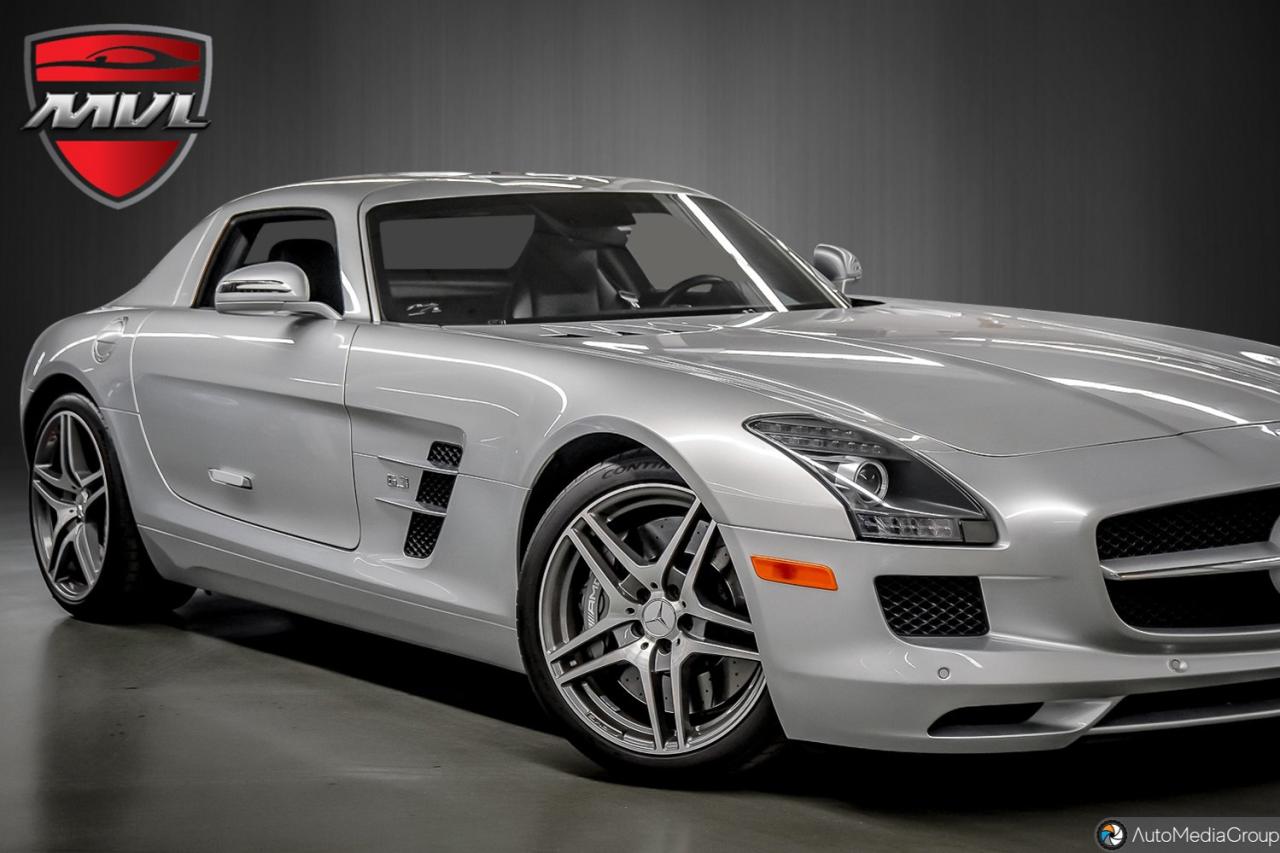 2011 Mercedes-Benz SLS AMG Base SLS AMG 2dr Coupe Photo2