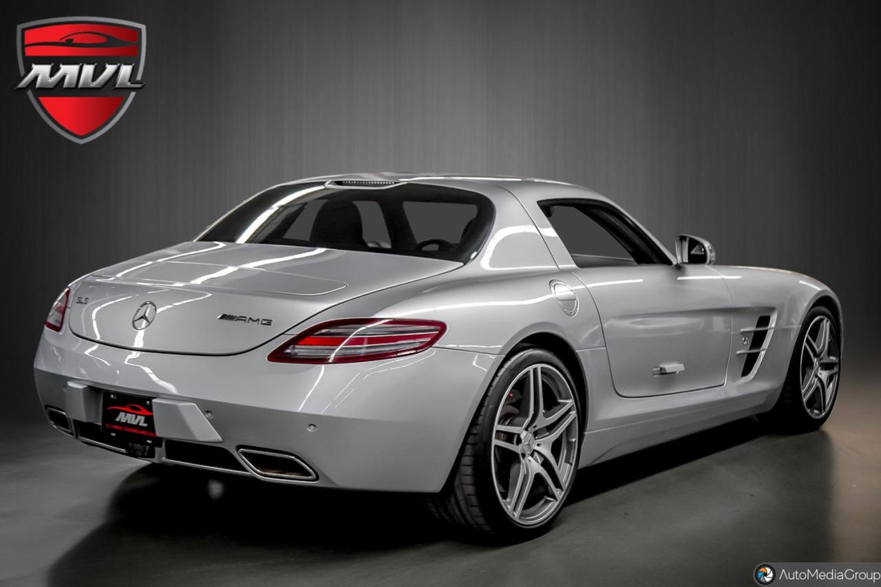 2011 Mercedes-Benz SLS AMG Base SLS AMG 2dr Coupe Photo