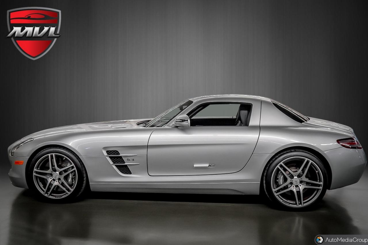 2011 Mercedes-Benz SLS AMG Base SLS AMG 2dr Coupe Photo