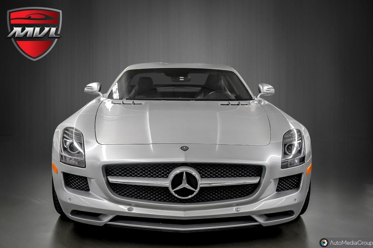 2011 Mercedes-Benz SLS AMG Base SLS AMG 2dr Coupe Photo