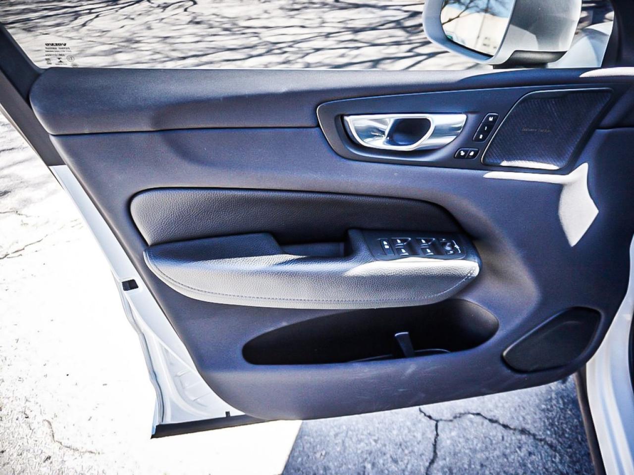 2021 Volvo XC60  Photo