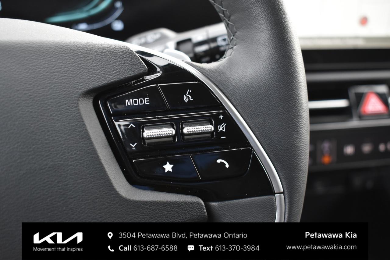 2025 Kia Niro Plug-In Hybrid EX 4dr Front-Wheel Drive Sport Utility Photo