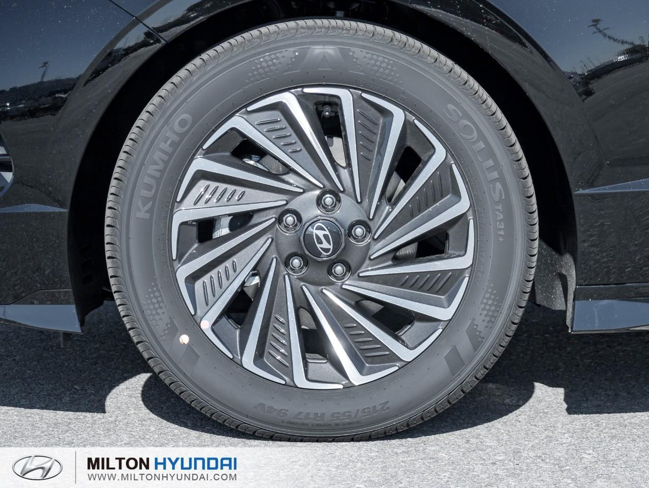 2026 Hyundai Sonata Hybrid Preferred-Trend 4dr Front-Wheel Drive Sedan Photo3