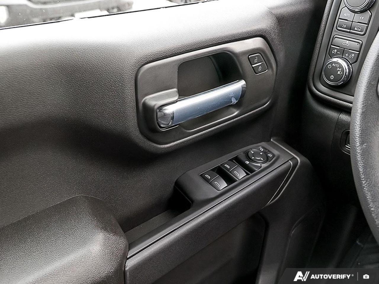 2026 GMC Sierra 1500 Crew Cab Short Box 4-Wheel Drive Pro Photo