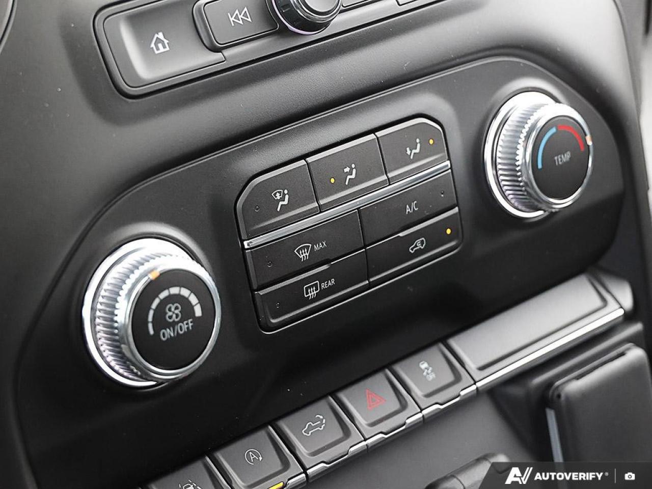 2026 GMC Sierra 1500 Crew Cab Short Box 4-Wheel Drive Pro Photo