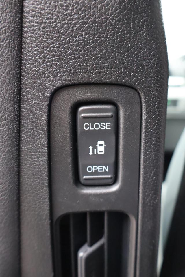 2019 Honda Odyssey EX (A9) Passenger Van Photo