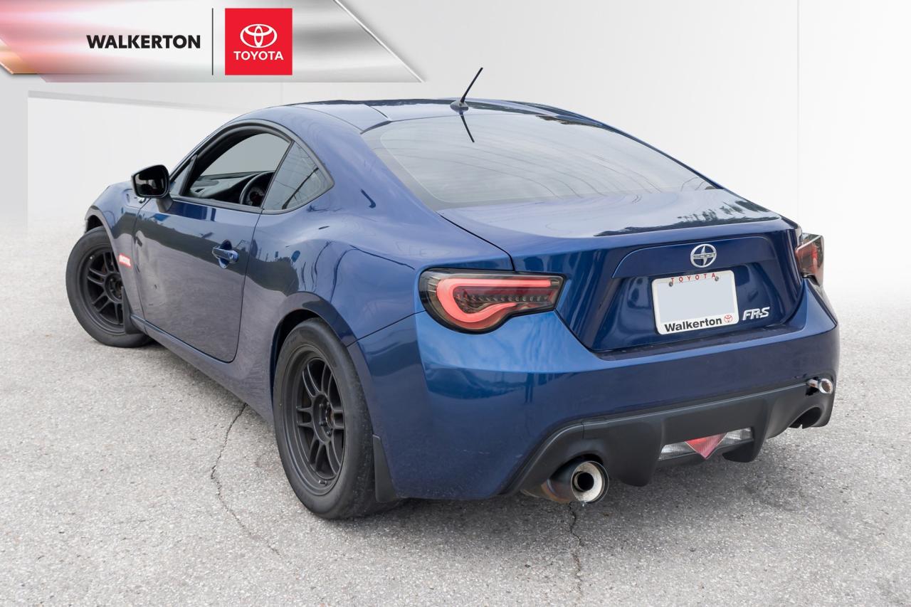 2015 Scion FR-S Base (M6) 2dr Coupe Photo3