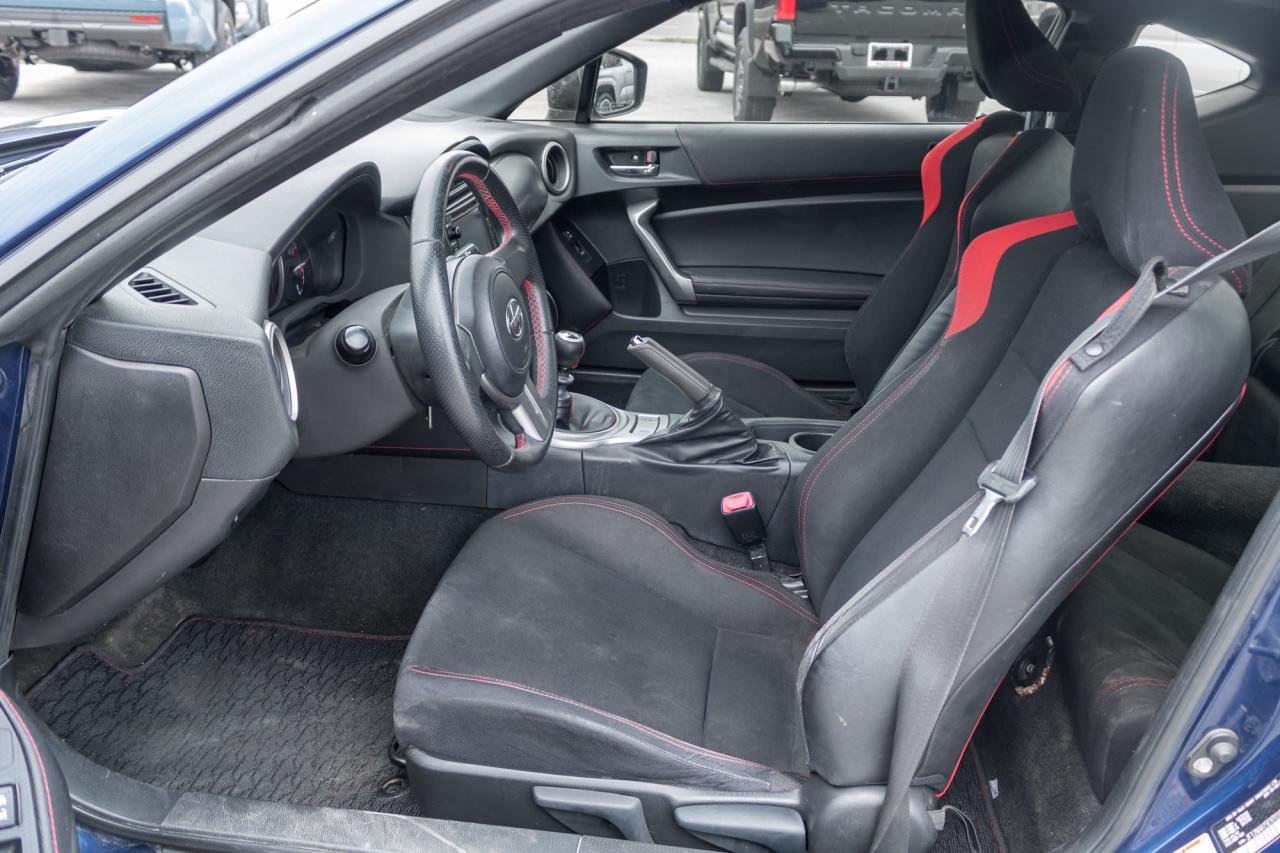 2015 Scion FR-S Base (M6) 2dr Coupe Photo