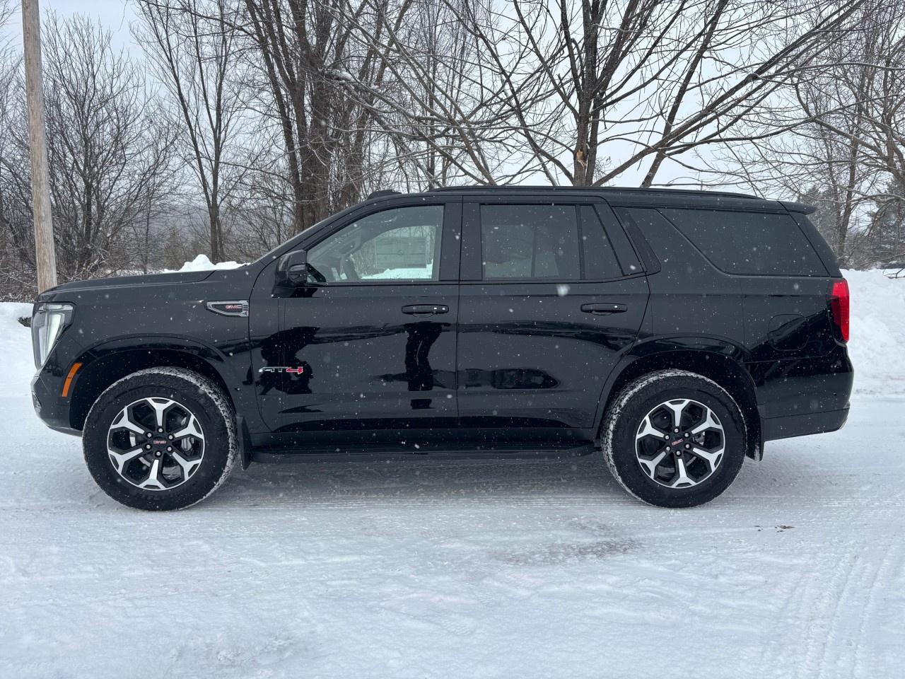 2026 GMC Yukon 4WD 4dr AT4 Photo