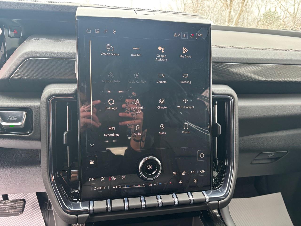 2026 GMC Yukon 4WD 4dr AT4 Photo