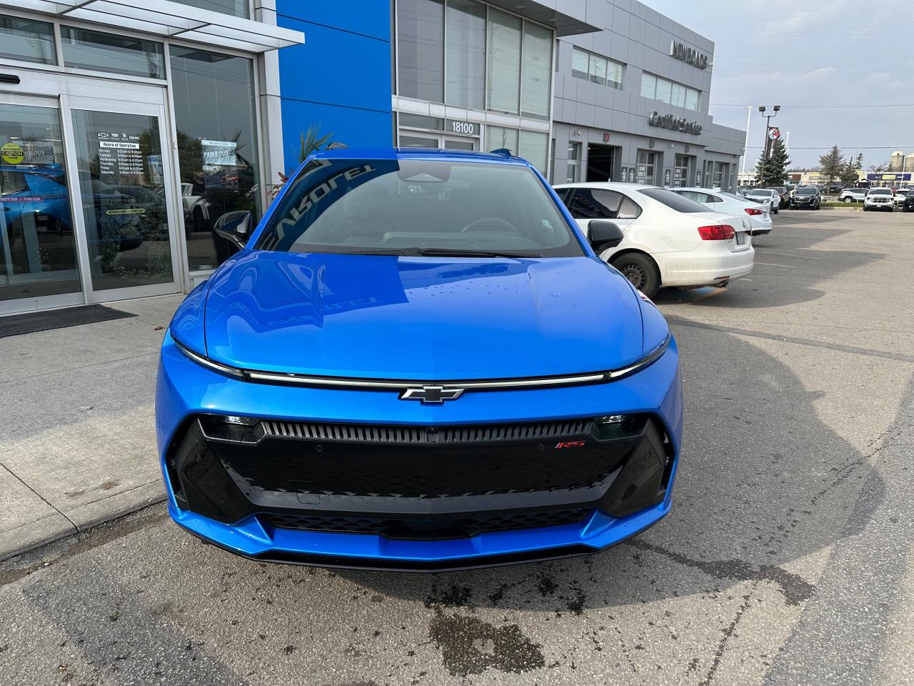 2025 Chevrolet Equinox EV RS 4dr Photo