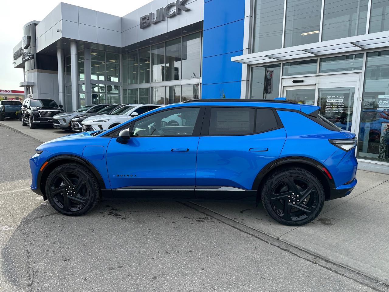 2025 Chevrolet Equinox EV RS 4dr Photo