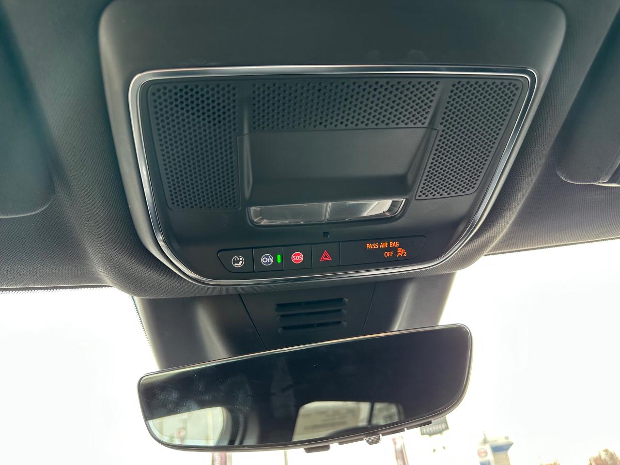 2025 Chevrolet Equinox EV RS 4dr Photo