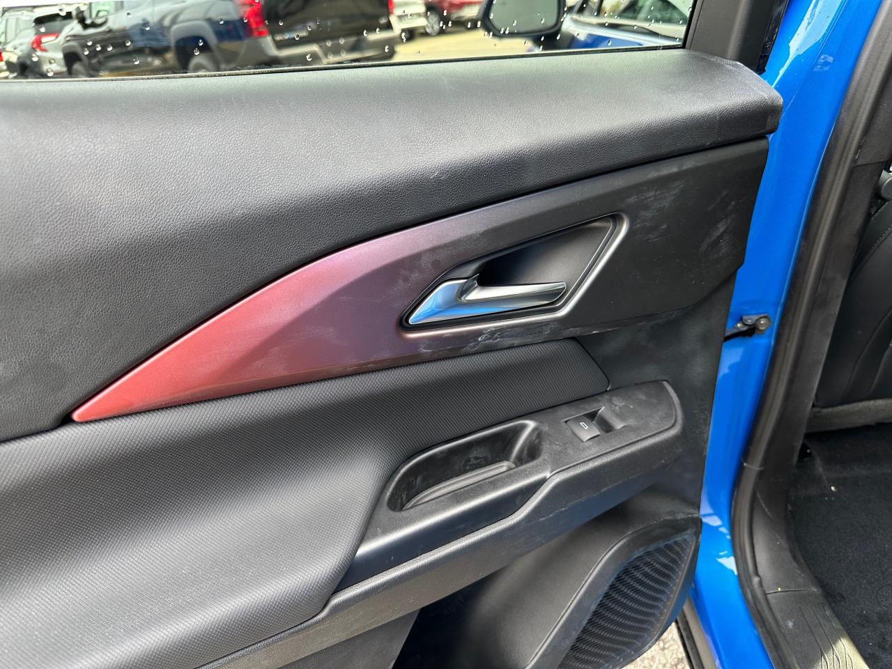 2025 Chevrolet Equinox EV RS 4dr Photo