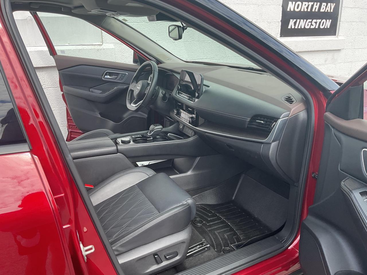 2023 Nissan Rogue Platinum 4dr All-Wheel Drive Sport Utility Photo