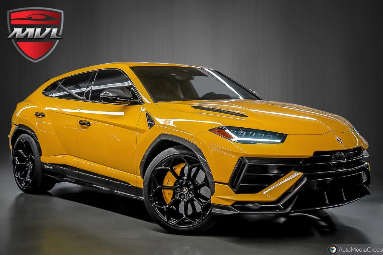 2023 Lamborghini Urus  Photo