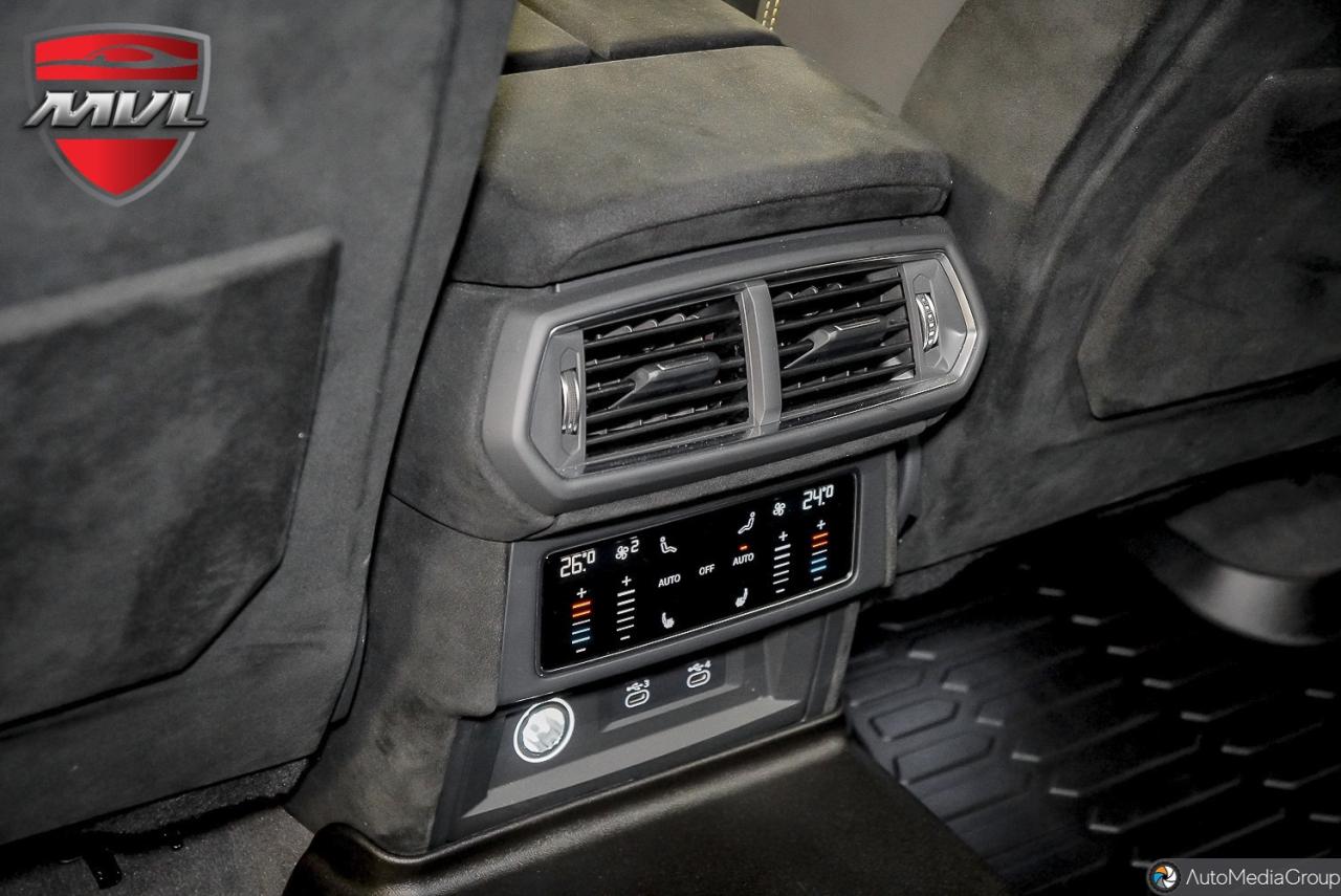 2023 Lamborghini Urus  Photo