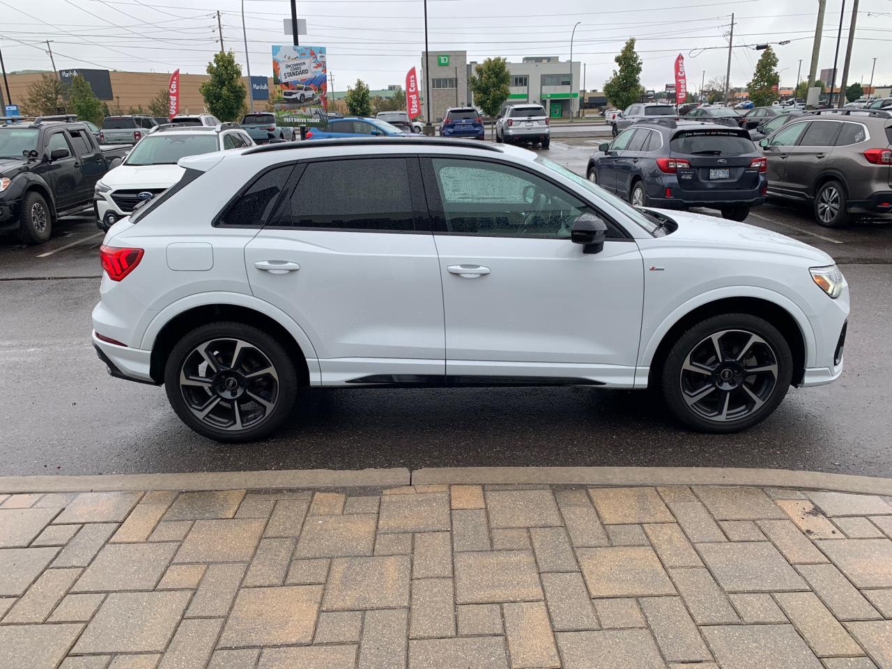 2022 Audi Q3 45 Technik 4dr All-Wheel Drive quattro Sport Utility Photo3