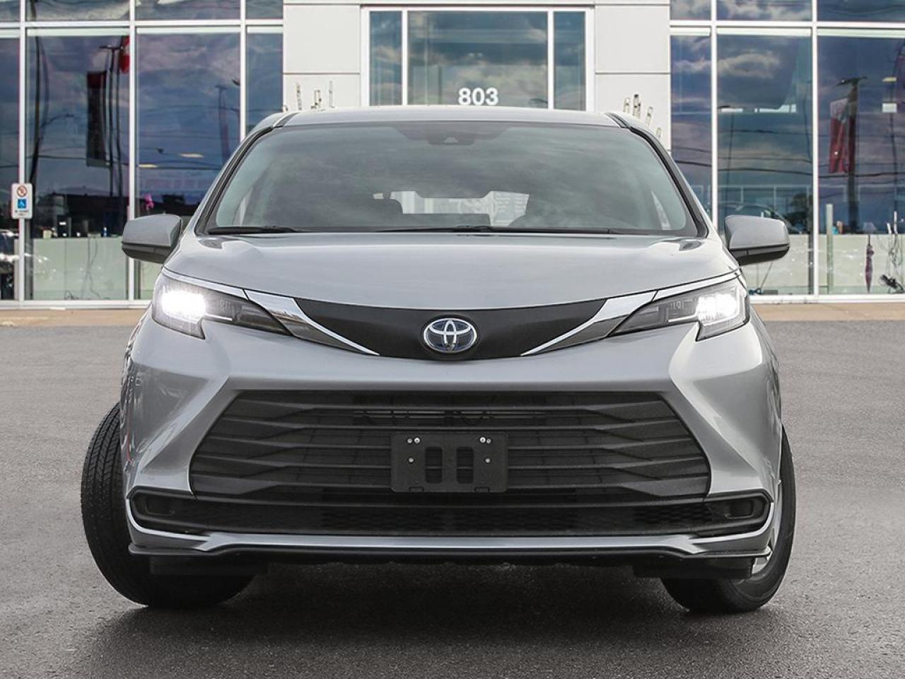 2025 Toyota Sienna LE 8-Passenger 4dr All-Wheel Drive Passenger Van Photo