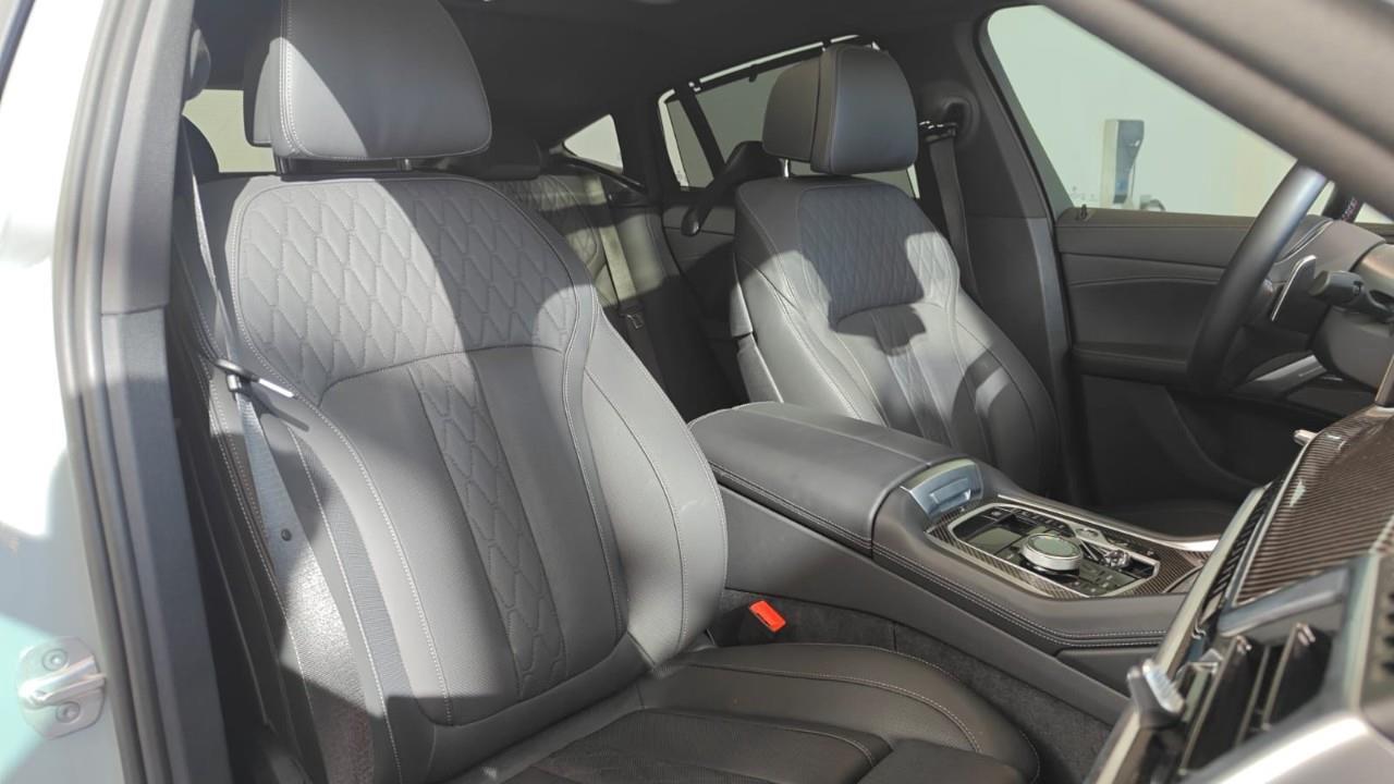 2024 BMW X6 M60i xDrive 4dr All-Wheel Drive Sports Activity Coupe Photo