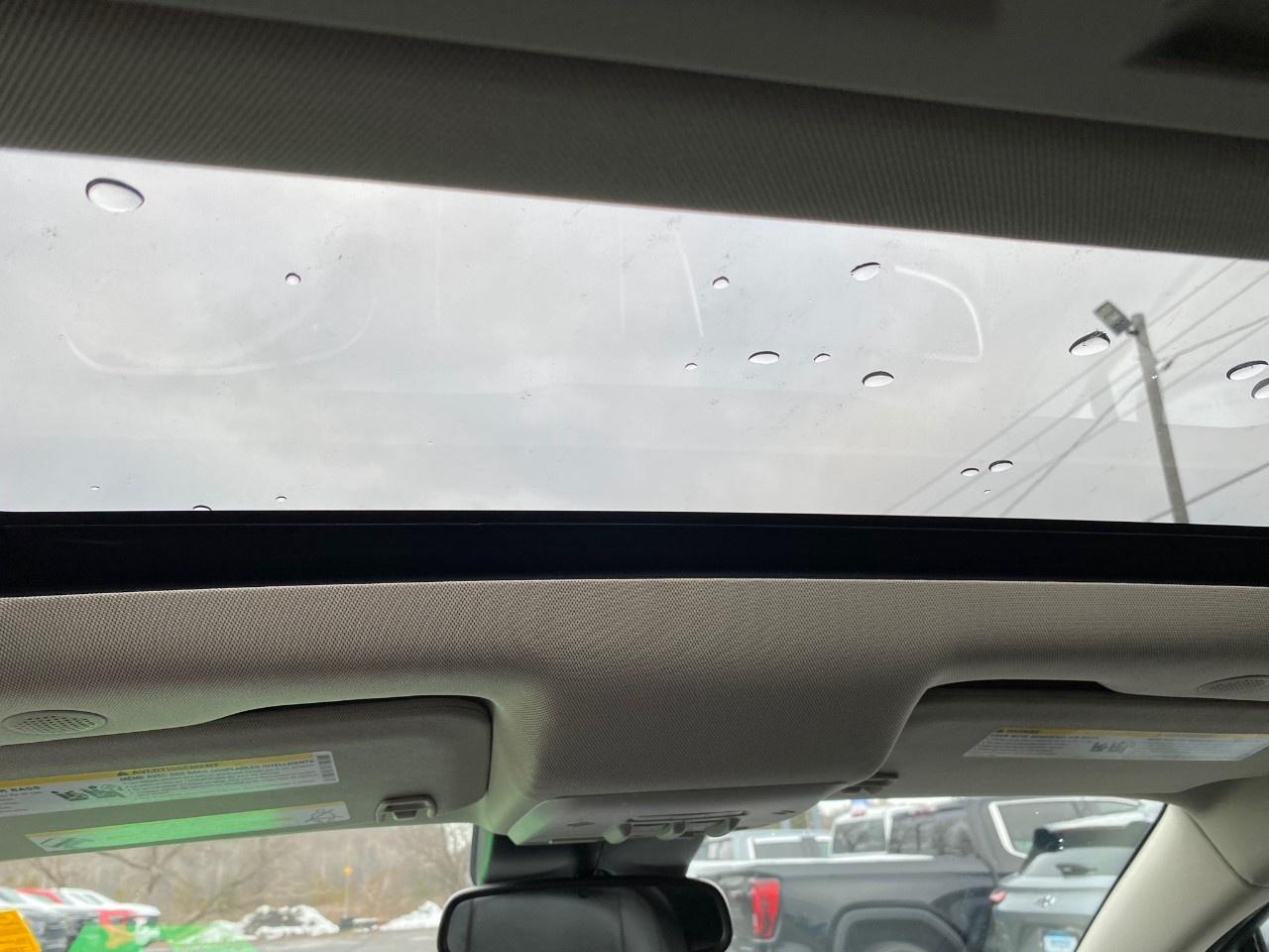 2018 Buick Encore Essence AWD Photo