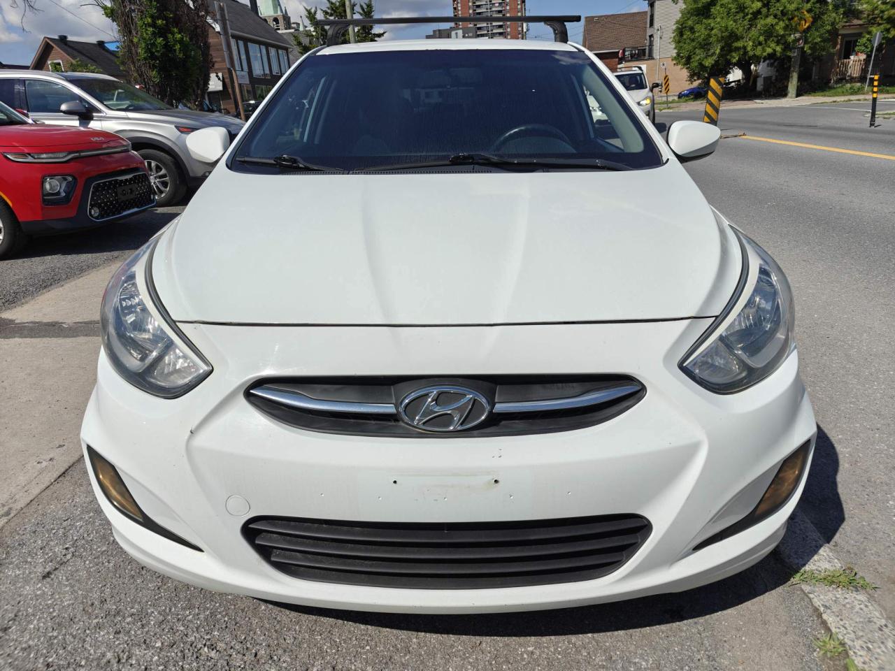 2015 Hyundai Accent GLS (M6) 4dr Hatchback Photo
