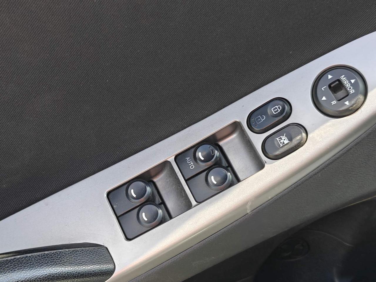 2015 Hyundai Accent GLS (M6) 4dr Hatchback Photo