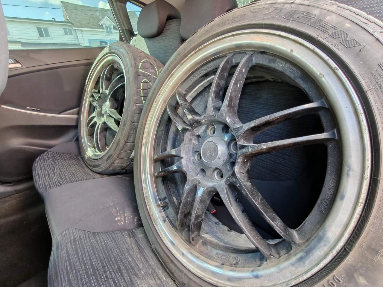 2015 Hyundai Accent GLS (M6) 4dr Hatchback Photo