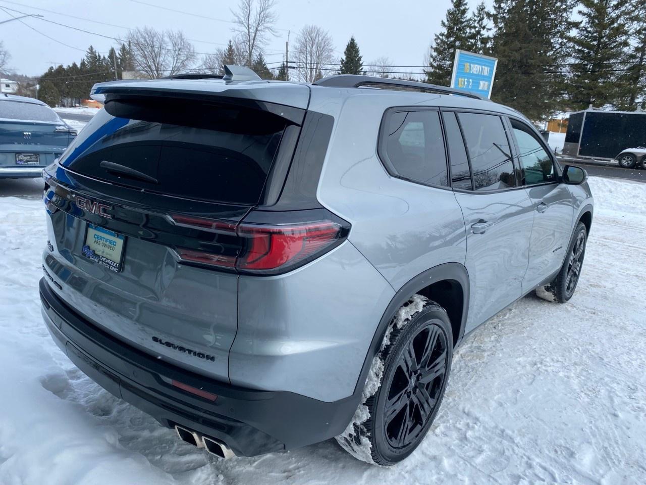 2025 GMC Acadia AWD Elevation Photo4