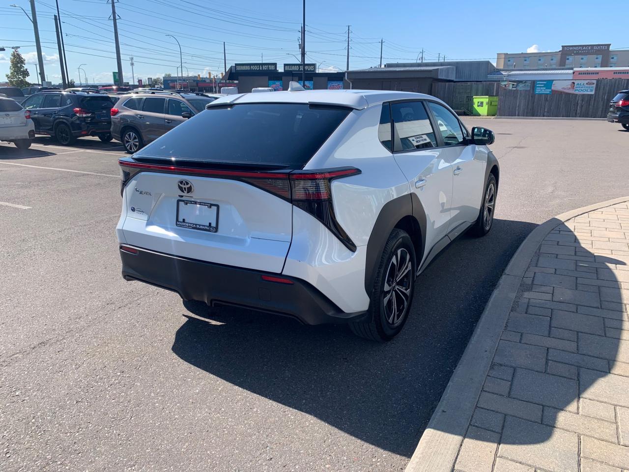 2023 Toyota bZ4X L 4dr Front-Wheel Drive Photo4