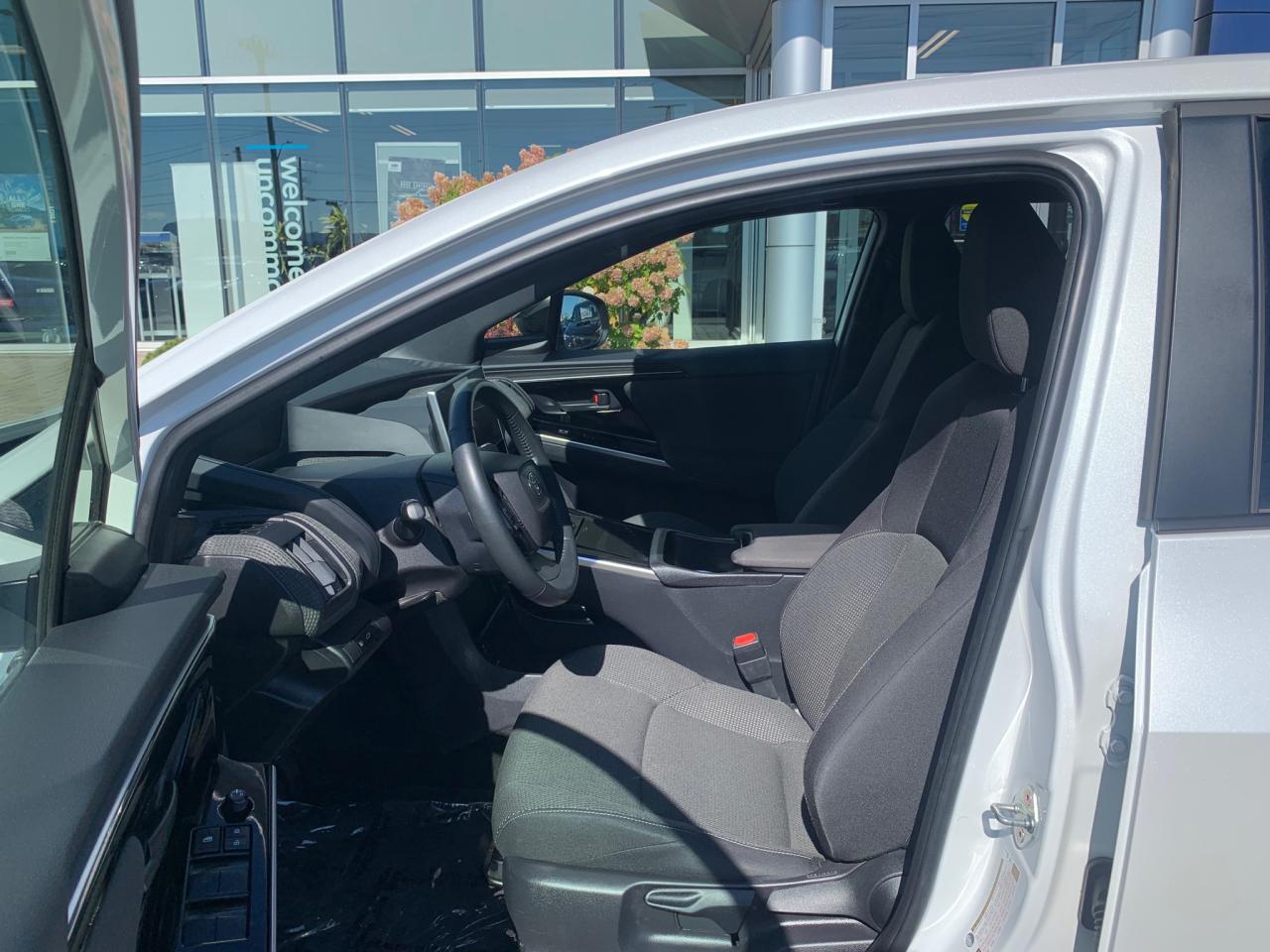 2023 Toyota bZ4X L 4dr Front-Wheel Drive Photo