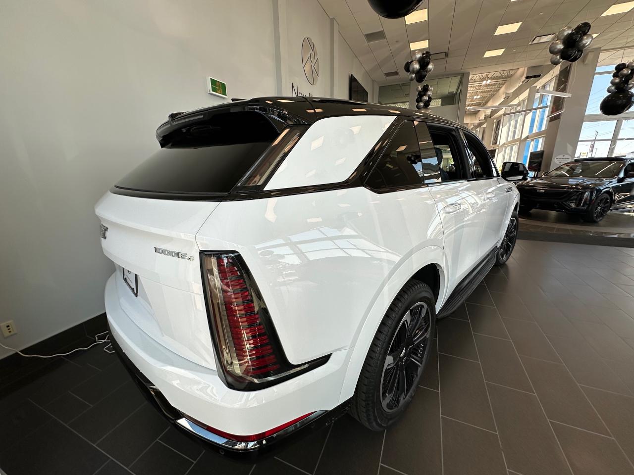 2025 Cadillac Escalade IQ Sport 2 4dr All-Wheel Drive Photo4