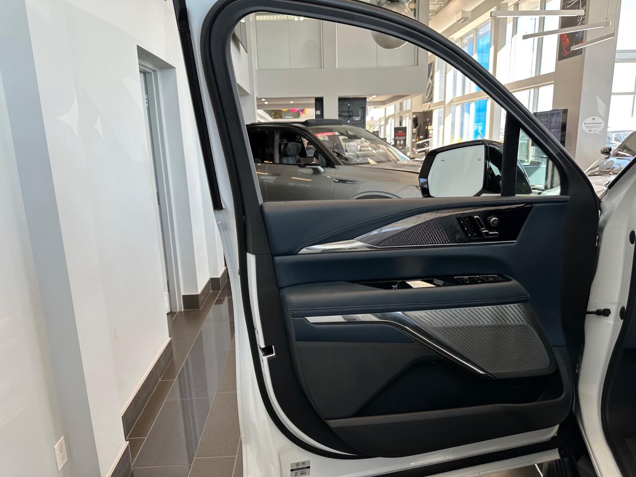 2025 Cadillac Escalade IQ Sport 2 4dr All-Wheel Drive Photo