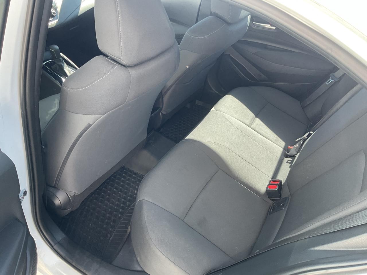 2021 Toyota Corolla LE 4DR SEDAN Photo