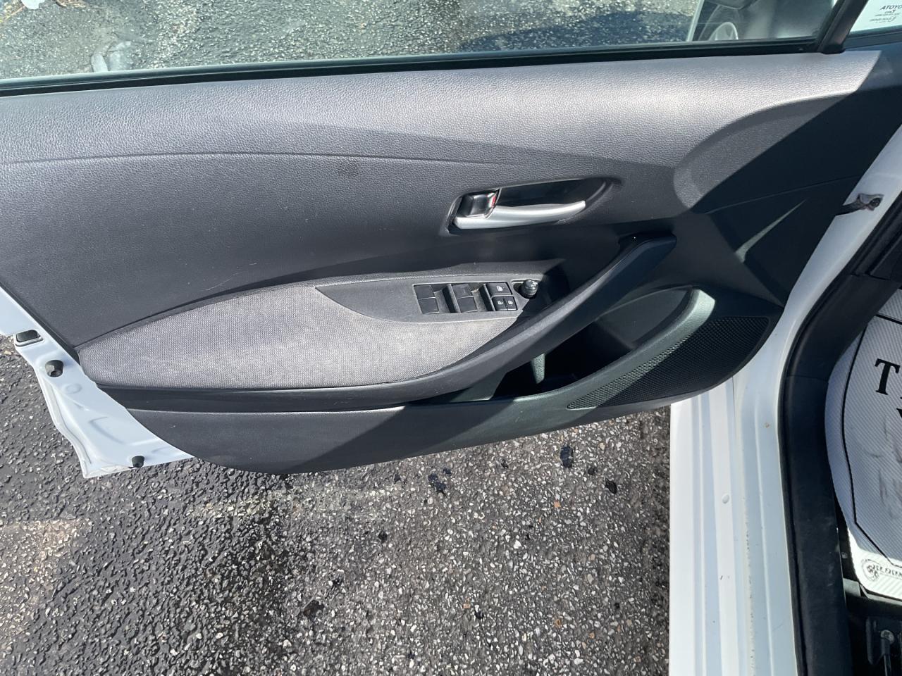 2021 Toyota Corolla LE 4DR SEDAN Photo