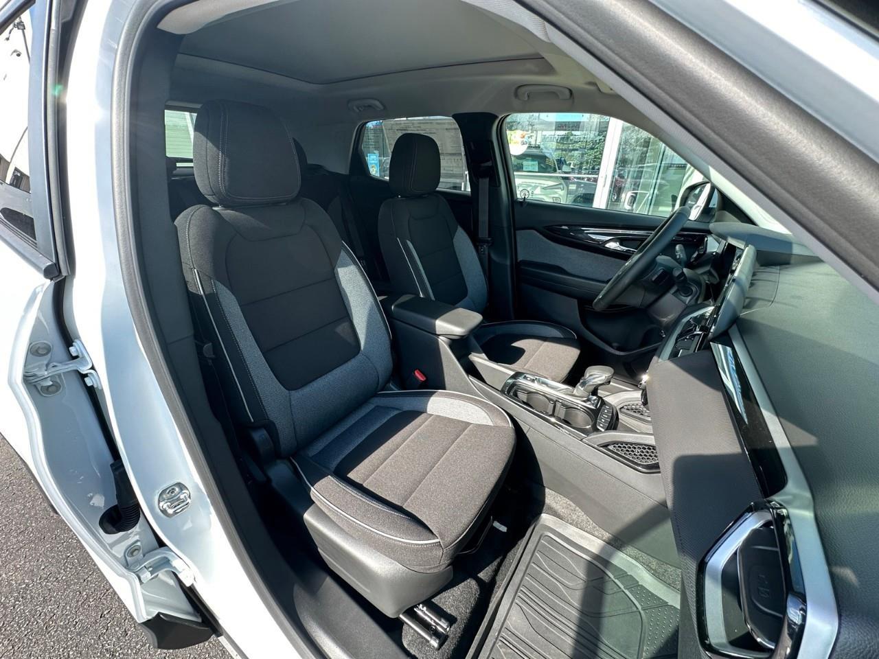 2025 Chevrolet TrailBlazer LT 4dr Front-Wheel Drive Photo